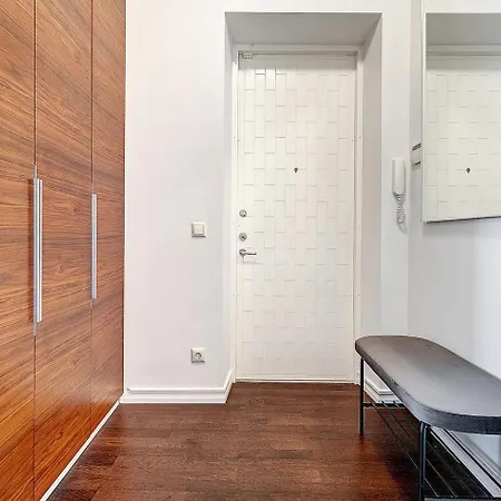 Apartment Enchanting Konzar *